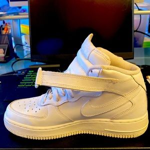 Nike Air Force 1 Mid '07 LE  white size men US 6 fit women’s 8